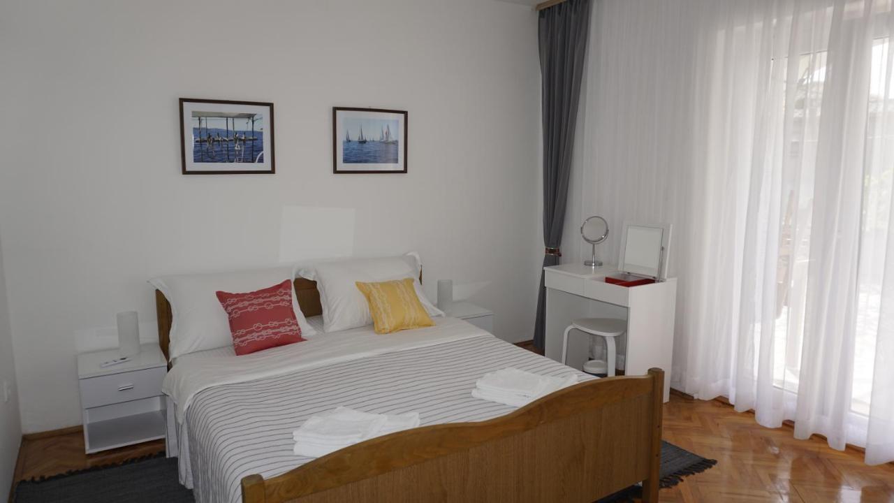 Apartment Zuza Krk Krk Town Exterior foto